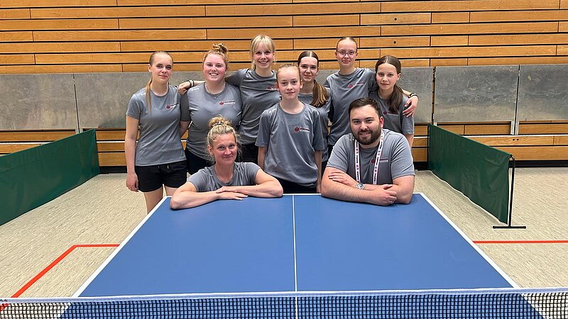 4. Platz bei Jugend trainiert für Olympia - Tischtennisspielerinnen des Ubbo-Emmius-Gymnasiums Leer unter den besten Teams Deutschlands