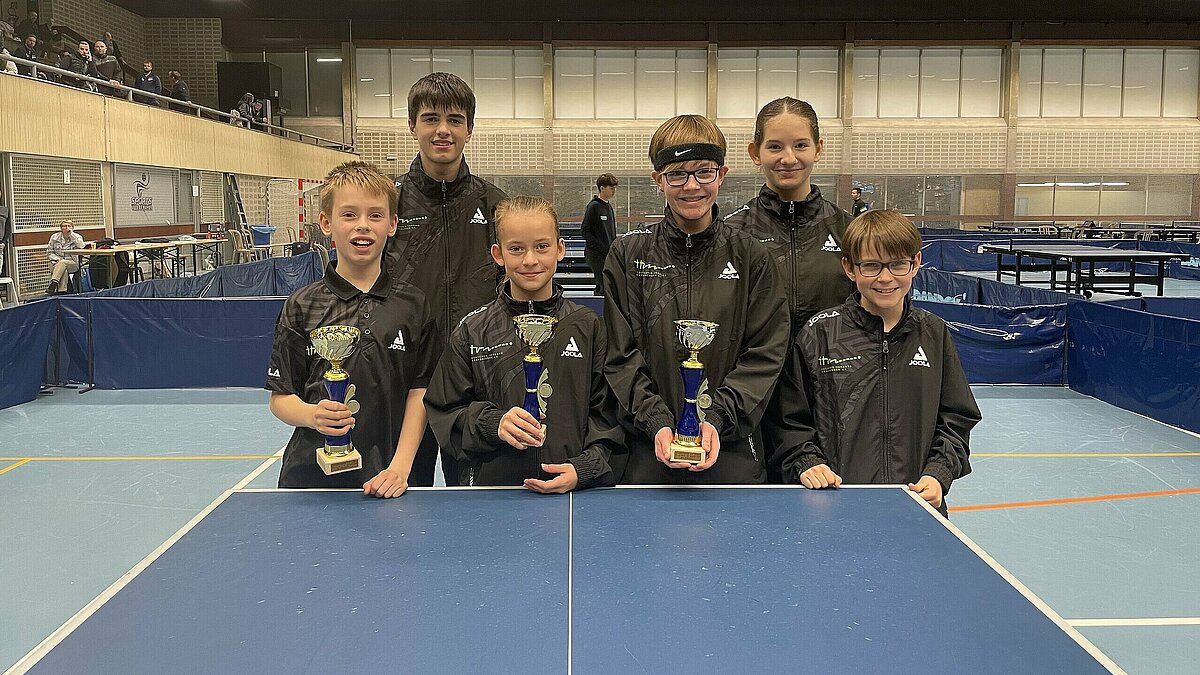 Zoey Luna Polke und Jonah Hebel gewinnen internationales Nachwuchsturnier  in Belgien - Tischtennis-Verband Niedersachsen